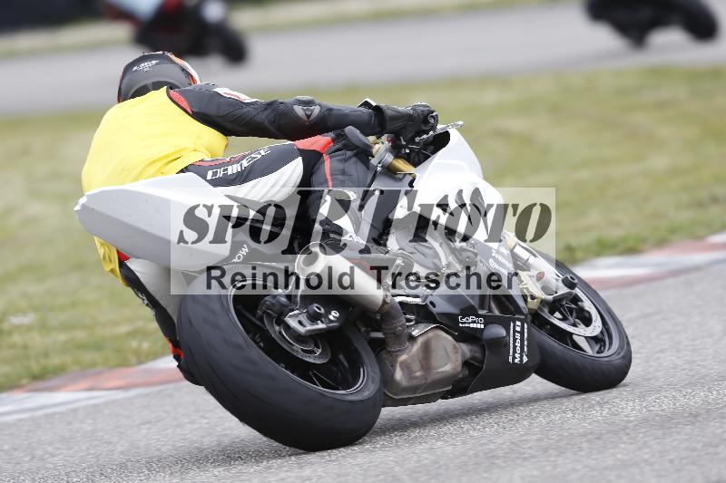 Archiv-2025/06 18.04.2025 Speer Racing ADR/Instruktorentraining/backside